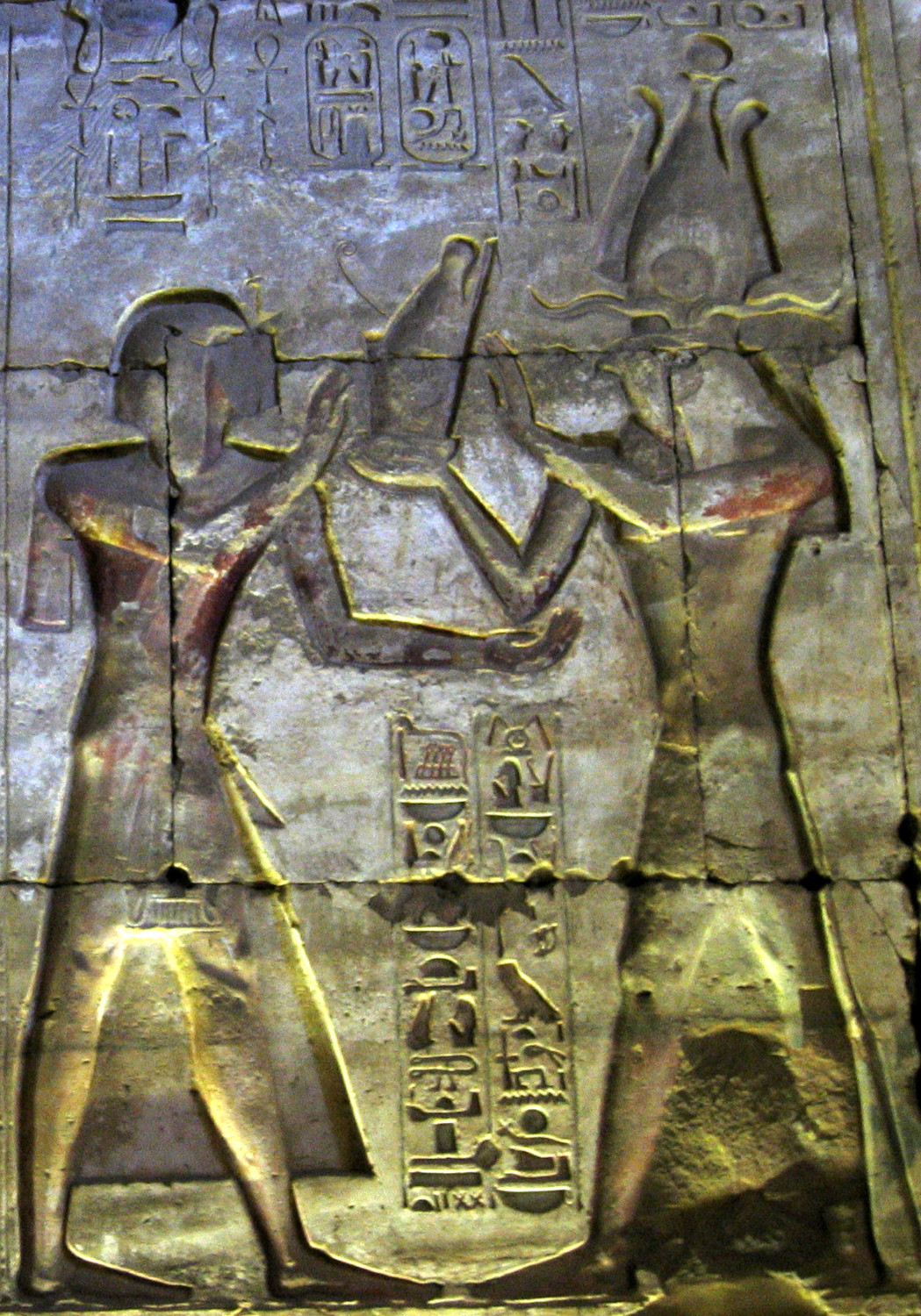 Ramses II. erhält die Doppelkrone, Abydos, Foto: H. Wodtke